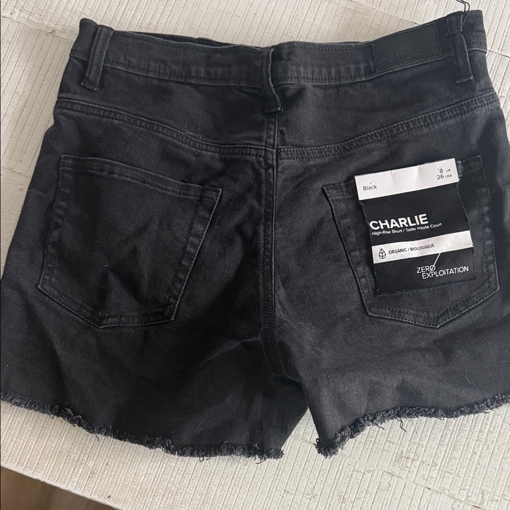 Outland  Black High-Rise Raw Hem Denim Shorts nwt
